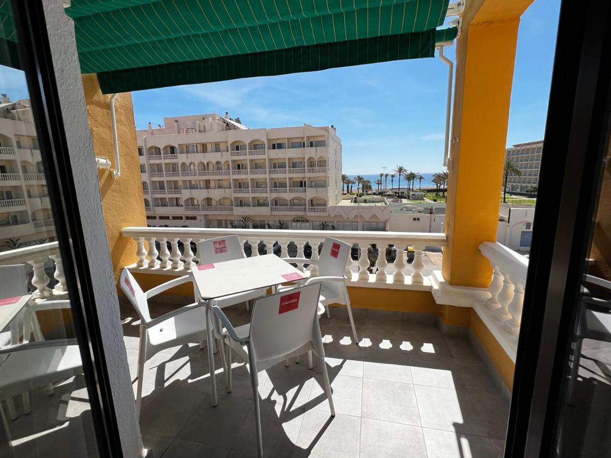 Apartamentos Roquetas Beach Roquetas de Mar Bagian luar foto